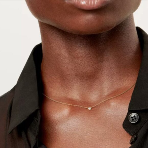 Elsa Peretti Tiffany & Co 
Single Diamond pendant in 18k yellow gold - Picture 5 of 6